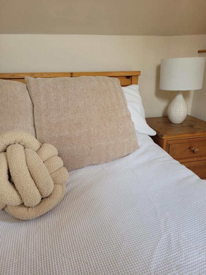 Entire 2 Bed Coach House In Peaceful Norfolk Village Pulham Ngoại thất bức ảnh